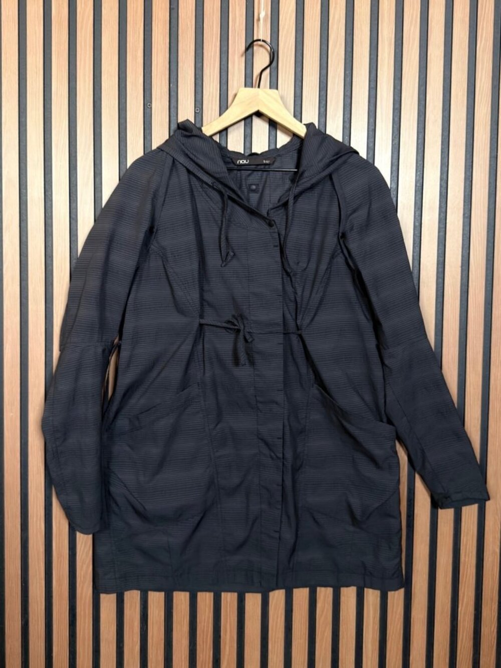 NAU Rain Jacket Small Woens Black Gray Striped Eco Circle Water Repellant